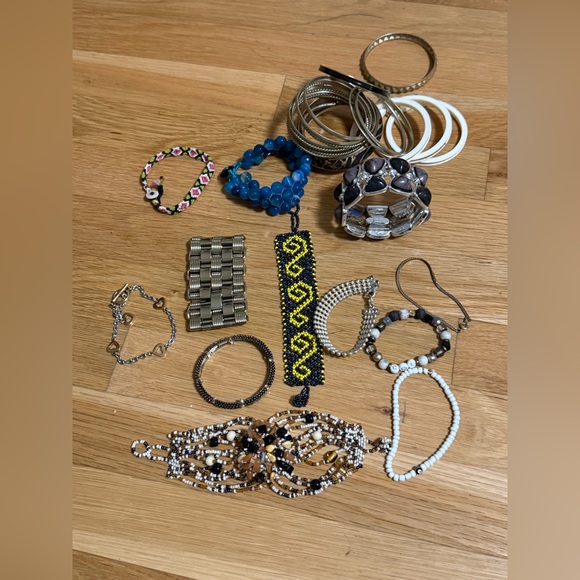 Eclectic Statement Jewelry Lot 15+ Pieces Boho, Gothic & Coastal Style bracelets - Picture 2 of 5